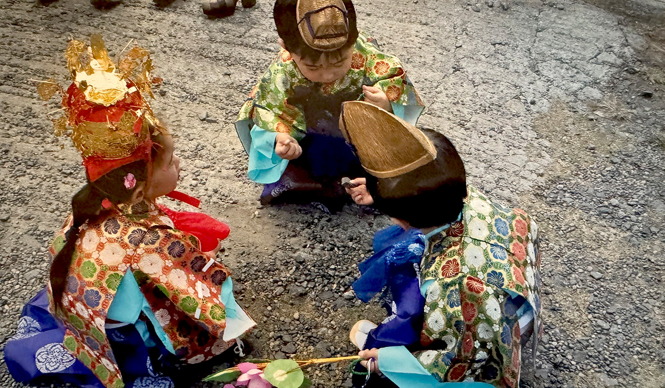 清水寺 子授祈願、厄除け、縁結びなど清水寺の子育て観音の御慈悲を賜れますよう、是非、お参りください。